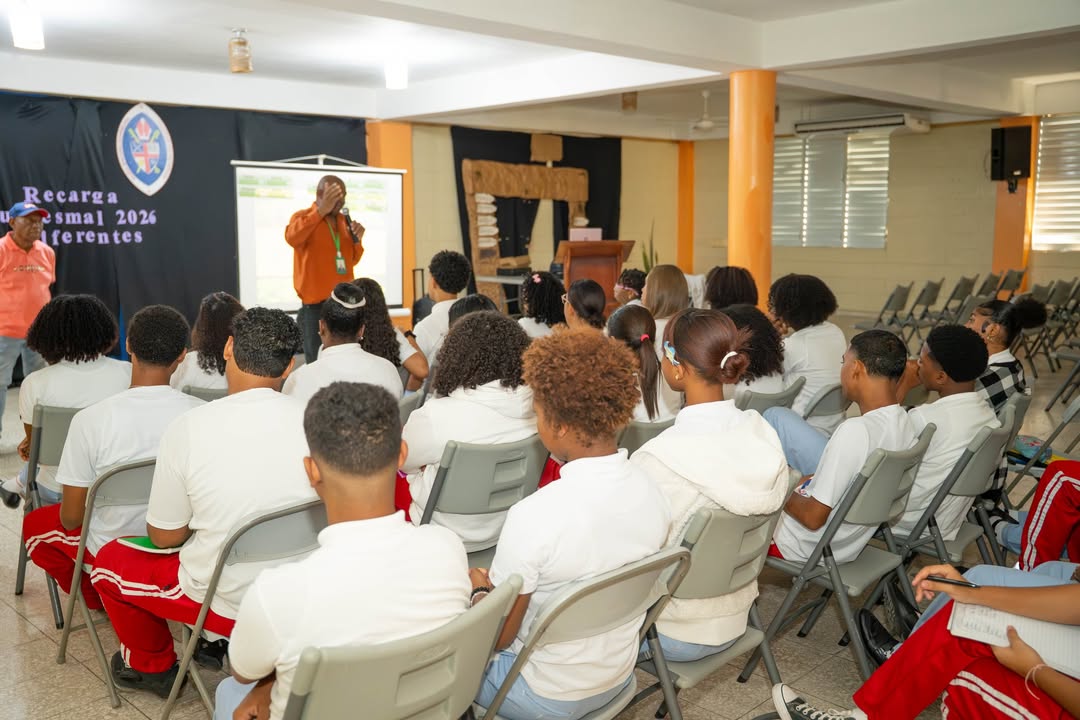 Sembrando futuro en Boca Chica