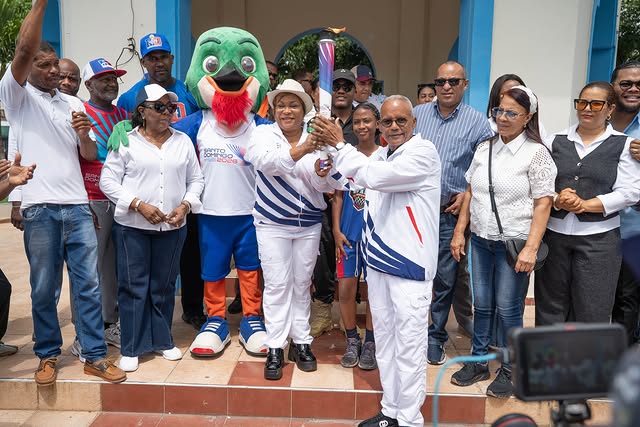 La Antorcha de los Juegos Centroamericanos y del Caribe Santo Domingo 2026 llegó a Boca Chica